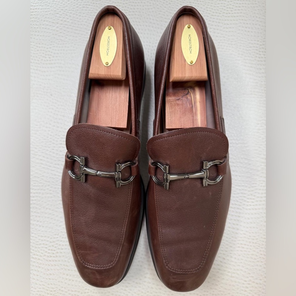 Salvatore Ferragamo Gancino Buckle, Brown Leather Loafers 10E, NWOB